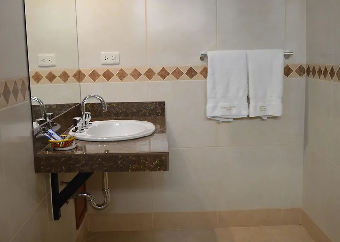 Hotel Florida Del Inca 3*